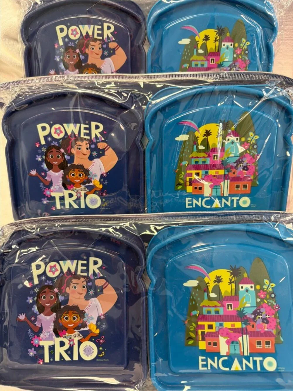 Disney Encanto 2-pack Sandwich Containers Set of 2 Plastic Food Storage